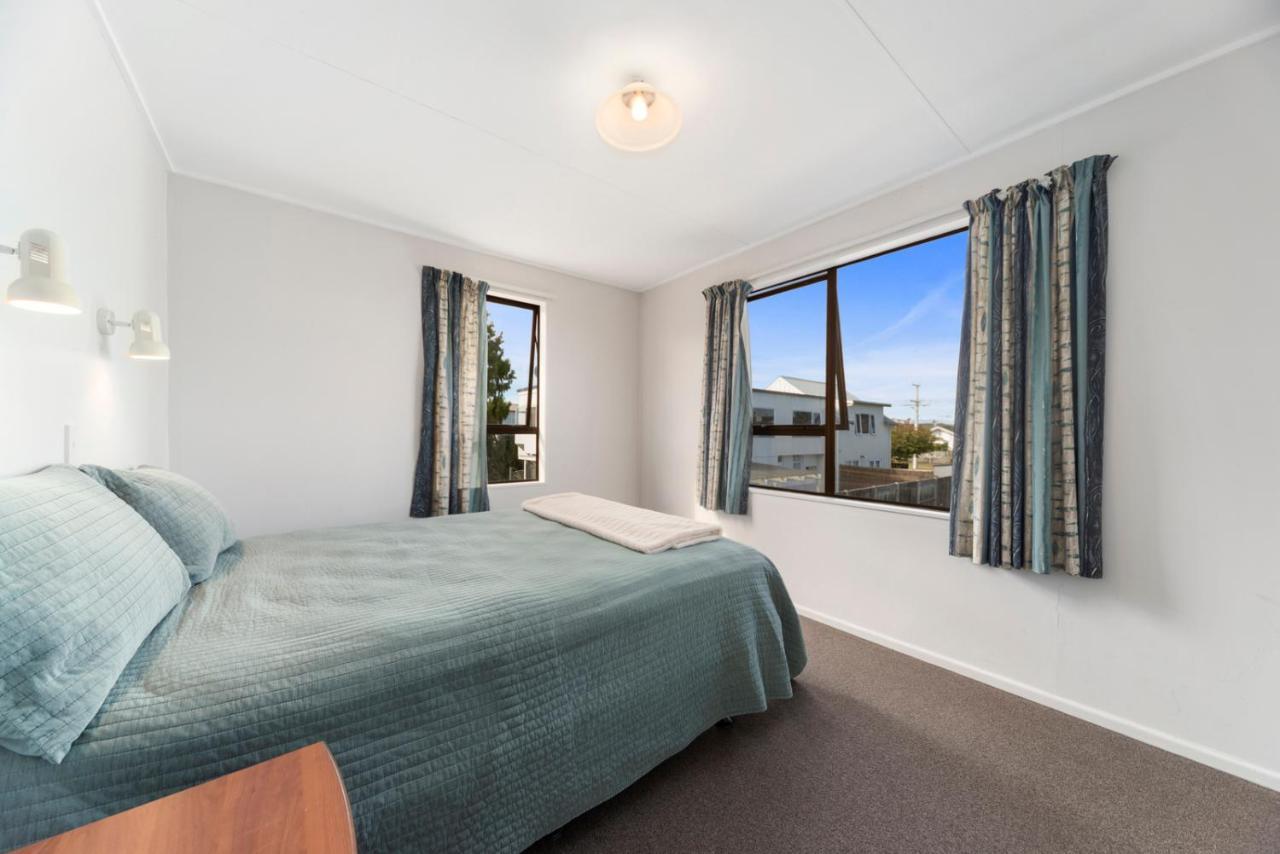 Rainbow Lake House - Lake Taupo Holiday Home Dış mekan fotoğraf